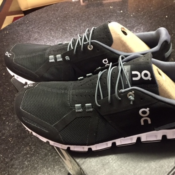 On Running Other - Men's On Cloud Running Shoe Black/White 12.5 D